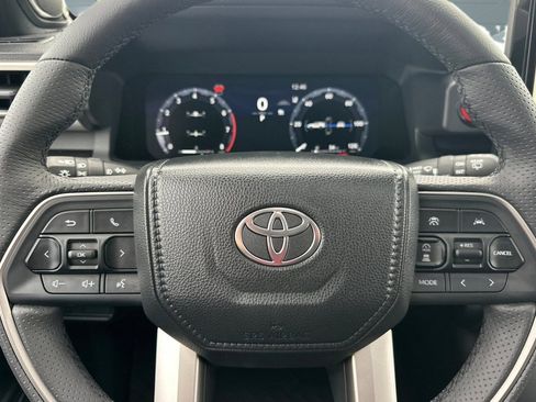 New 2026 Toyota 4Runner SR5 image 15