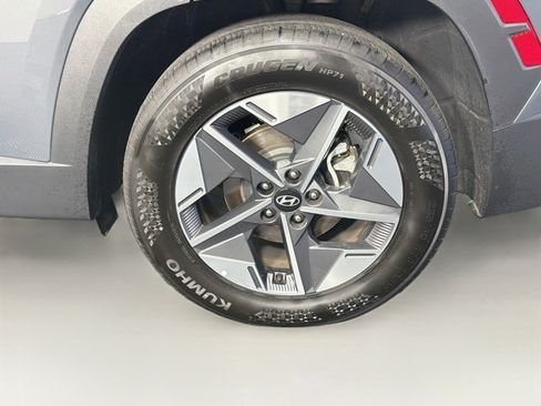 Used 2025 Hyundai Tucson SEL FWD image 11
