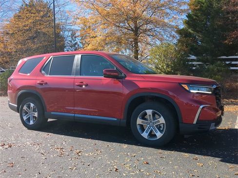 New 2025 Honda Pilot EX-L image 2