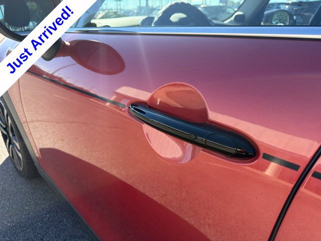 Used 2021 MINI Cooper S w/ Coral Red Edition FWD image 15