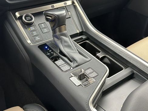 Used 2024 Lexus GX 550 AWD/4WD image 23