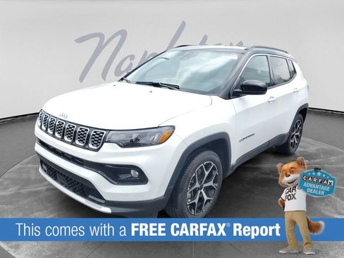 Used 2025 Jeep Compass Limited AWD/4WD image 3
