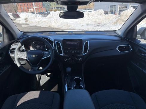 Used 2023 Chevrolet Equinox LT image 17