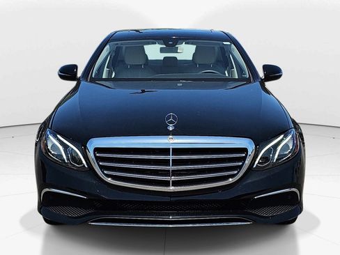 Used 2017 Mercedes-Benz E 300 image 8