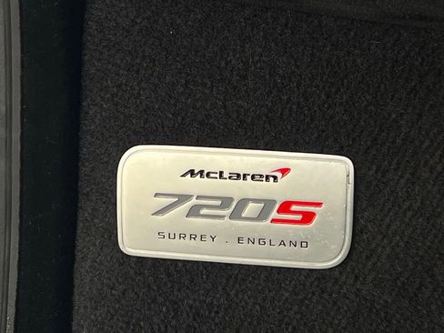 Used 2018 McLaren 720S image 32