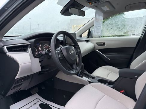 Certified 2023 Toyota Corolla Cross L image 15