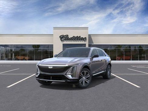 New 2025 Cadillac Lyriq Luxury image 30