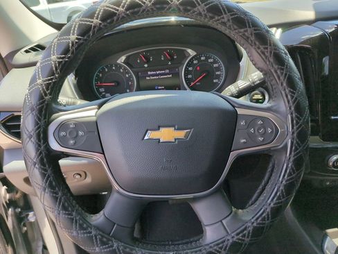 Used 2021 Chevrolet Traverse LT w/ LT Premium Package FWD image 28