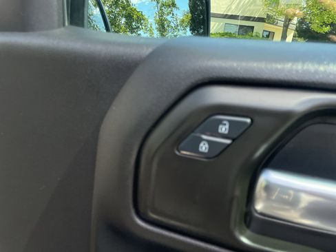 Used 2024 Chevrolet Silverado 1500 Custom Trail Boss w/ Turbomax Blackout Package AWD/4WD image 71