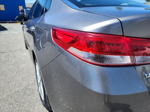 Used 2016 Kia Optima EX w/ Option Group 040 FWD image 36