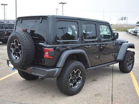 Used 2022 Jeep Wrangler Unlimited Rubicon 4xe w/ Cold Weather Group image 5