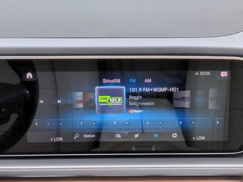 Used 2022 Mercedes-Benz GLE 350 4MATIC image 18