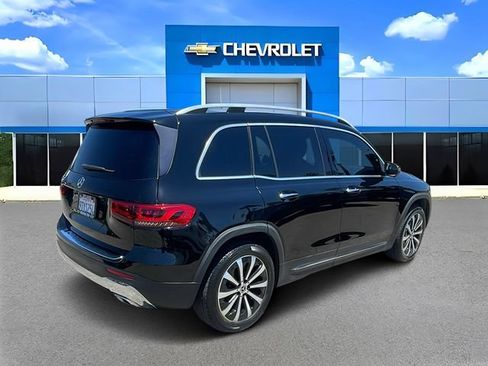 Used 2021 Mercedes-Benz GLB 250 image 3