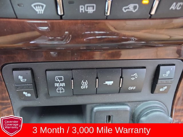 Used 2017 Buick Enclave Leather w/ Enclave Tuscan Edition FWD image 28