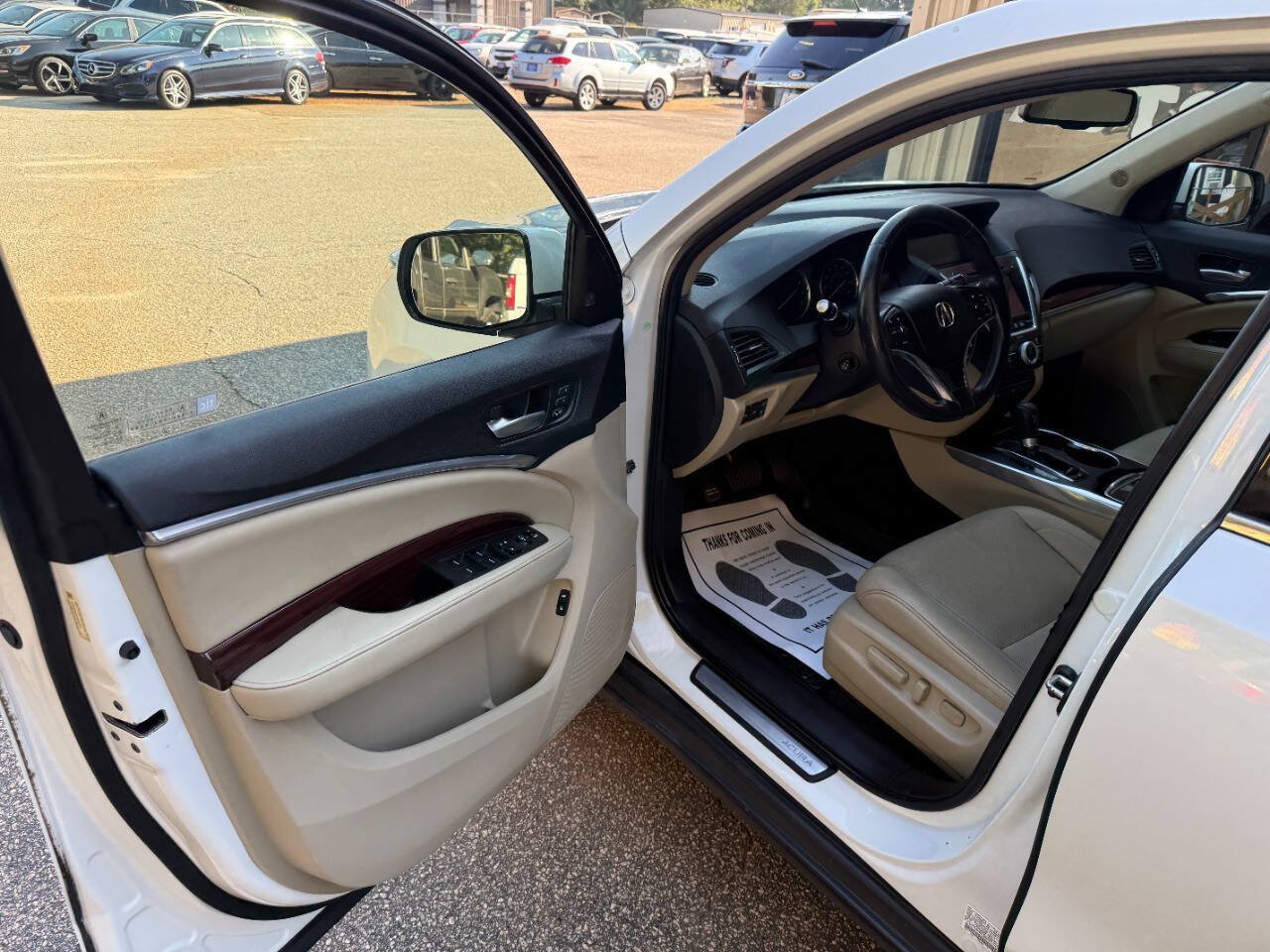 Used 2015 Acura MDX w/ Advance & Entertainment Pkg FWD image 11