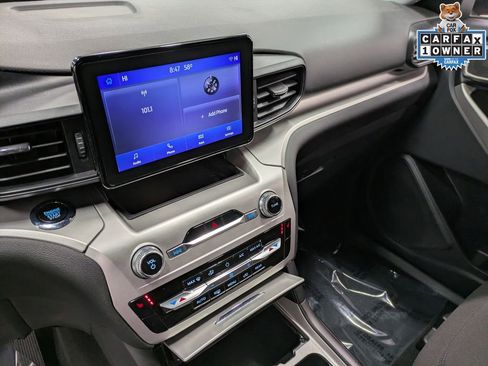 Used 2022 Ford Explorer XLT AWD/4WD image 12