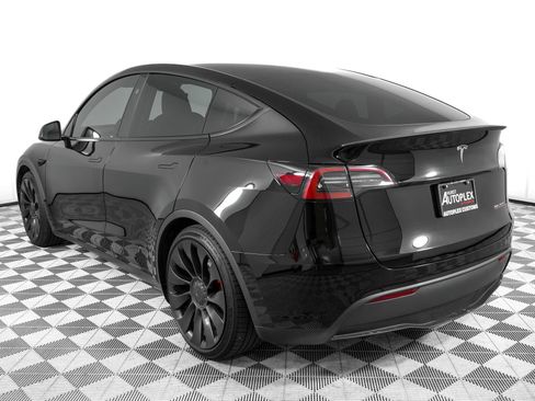 Used 2024 Tesla Model Y Performance AWD/4WD image 6