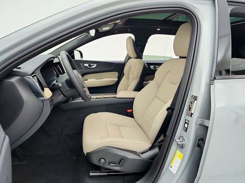 New 2027 Volvo XC60 B5 Core AWD/4WD image 21
