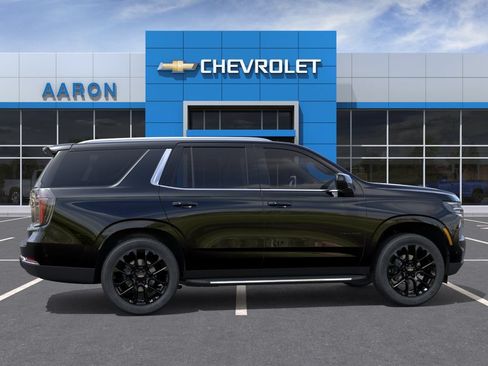 New 2026 Chevrolet Tahoe LS w/ LPO, Dark Essentials Package AWD/4WD image 7