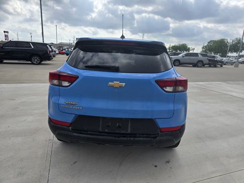 Used 2024 Chevrolet TrailBlazer LS w/ LS Convenience Package image 4