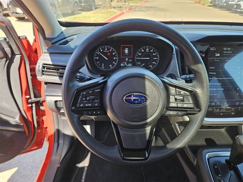 Used 2024 Subaru Crosstrek 2.0i Premium image 18