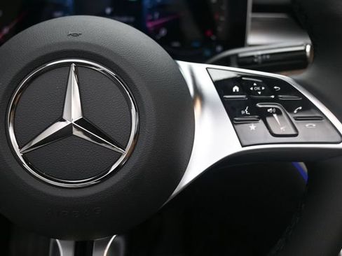 Used 2026 Mercedes-Benz CLE 300 4MATIC Cabriolet image 14