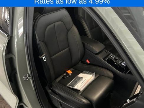 Certified 2023 Volvo XC40 B5 Plus w/ Driver Assist Package image 15