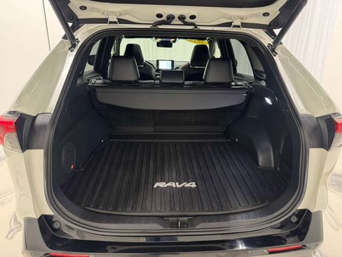 Used 2019 Toyota RAV4 XSE AWD/4WD image 19