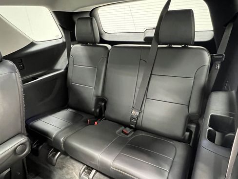 Used 2019 Chevrolet Traverse Premier w/ LPO, 'HIT The Road' Package image 32