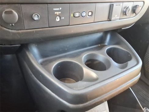 Used 2020 GMC Savana 2500 w/ Driver Convenience Package image 20