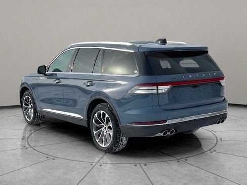 New 2026 Lincoln Aviator AWD image 10