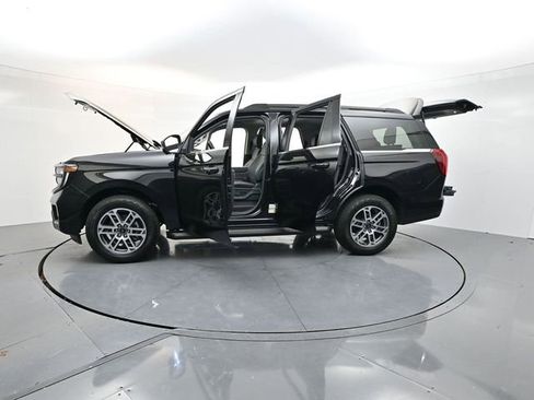 New 2026 Ford Expedition Active image 40