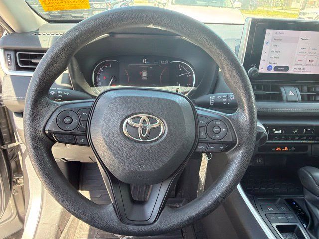 Used 2023 Toyota RAV4 LE FWD image 16