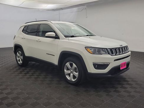 Used 2019 Jeep Compass Latitude w/ Popular Equipment Group image 7