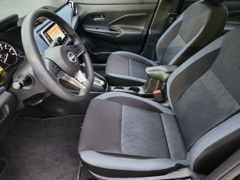 Certified 2023 Nissan Versa SV image 10