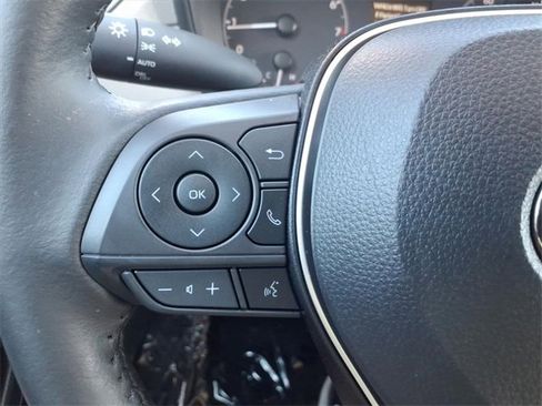 Used 2024 Toyota Corolla Cross LE image 25