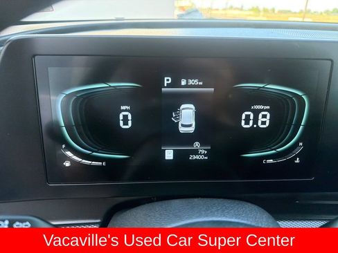 Used 2025 Kia Sportage LX FWD image 15