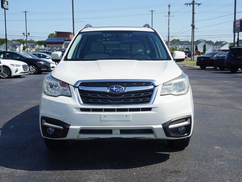 Used 2017 Subaru Forester 2.5i Premium AWD/4WD image 2