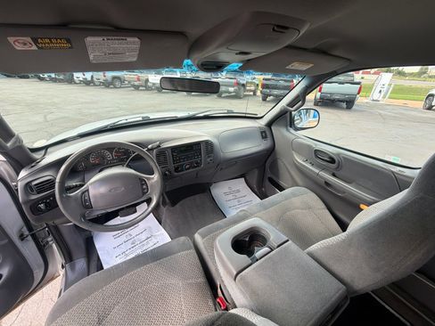 Used 2001 Ford F150 Lariat AWD/4WD image 24