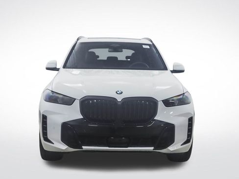 Used 2026 BMW X5 xDrive40i w/ M Sport Package AWD/4WD image 8