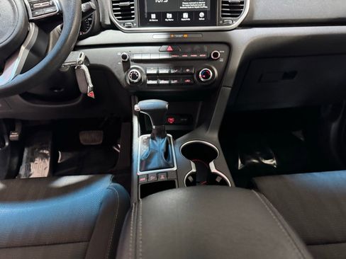 Used 2021 Kia Sportage LX AWD/4WD image 15