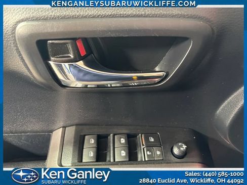 Used 2021 Toyota Tacoma TRD Off-Road AWD/4WD image 11