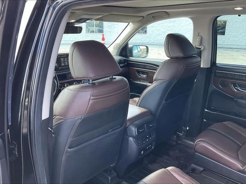 Used 2023 Honda Pilot Elite image 12