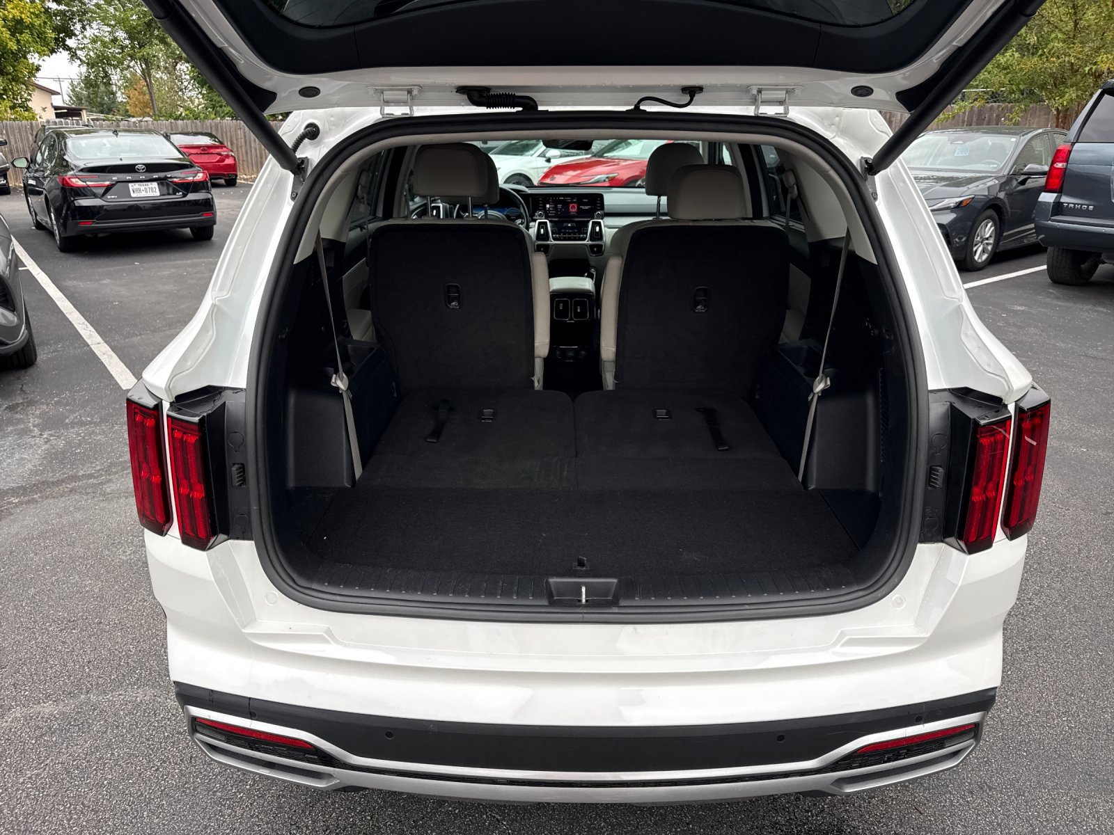 Used 2023 Kia Sorento SX Prestige w/ Panoramic Sunroof Package AWD/4WD image 23