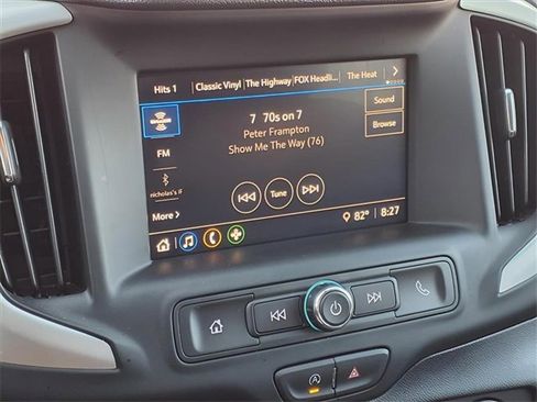 Used 2024 GMC Terrain SLE image 10