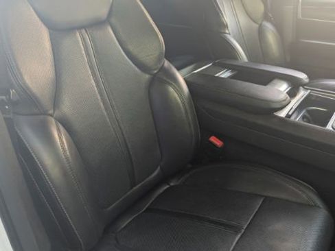 Used 2023 Jeep Wagoneer L Series II image 18