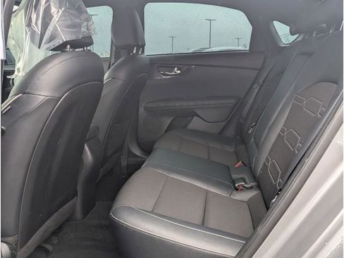 Used 2023 Kia Forte GT-Line w/ GT-Line Technology Package image 10