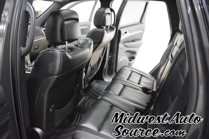 Used 2017 Jeep Grand Cherokee Overland w/ Jeep Active Safety Group AWD/4WD image 26
