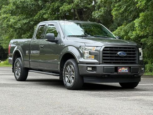 Used 2017 Ford F150 XLT w/ Equipment Group 302A Luxury AWD/4WD image 7