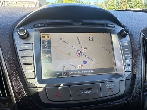 Used 2015 Hyundai Tucson Limited w/ Option Group 03 AWD/4WD image 22